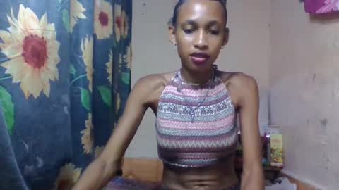 Snapshot of littleyanah chatting on March 3, 2026, 7:25 am yanah online show from March 3, 2026, 7:25 am