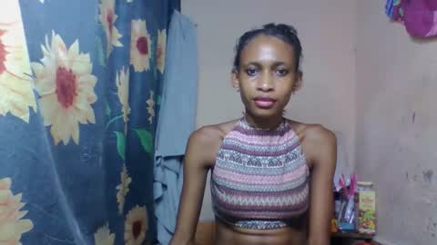 Snapshot of littleyanah chatting on March 4, 2026, 8:48 pm yanah online show from March 4, 2026, 8:48 pm