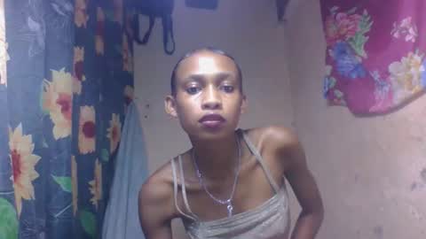 Snapshot of littleyanah chatting on March 20, 2026, 6:46 pm yanah online show from March 20, 2026, 6:46 pm