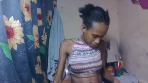 Snapshot of littleyanah chatting on March 21, 2026, 9:29 pm yanah online show from March 21, 2026, 9:29 pm