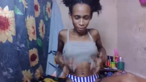 Snapshot of littleyanah chatting on March 26, 2026, 10:21 am yanah online show from March 26, 2026, 10:21 am