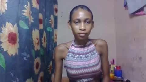 Snapshot of littleyanah chatting on April 2, 2026, 5:05 am yanah online show from April 2, 2026, 5:05 am