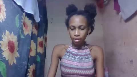 Snapshot of littleyanah chatting on April 8, 2026, 6:13 am yanah online show from April 8, 2026, 6:13 am