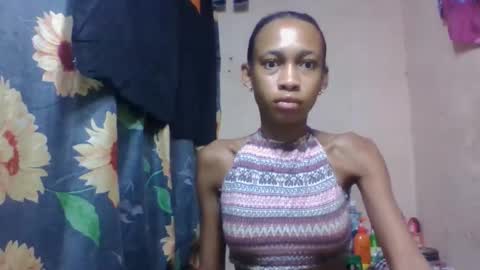 Snapshot of littleyanah chatting on April 18, 2026, 5:22 am yanah online show from April 18, 2026, 5:22 am