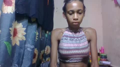 Snapshot of littleyanah chatting on April 19, 2026, 1:38 am yanah online show from April 19, 2026, 1:38 am