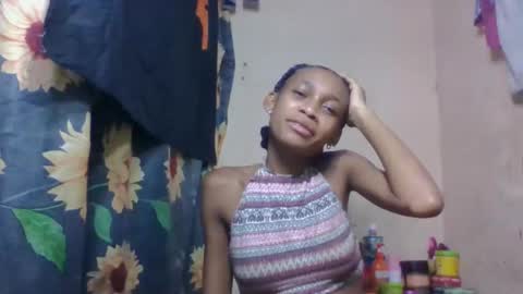 Snapshot of littleyanah chatting on April 19, 2026, 6:10 pm yanah online show from April 19, 2026, 6:10 pm