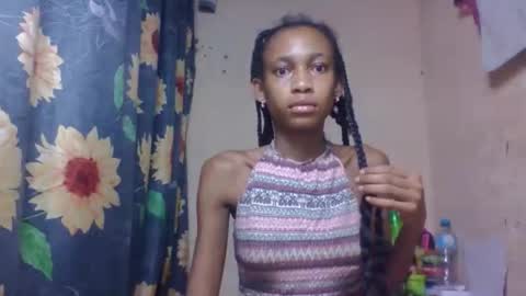 Snapshot of littleyanah chatting on April 23, 2026, 6:14 am yanah online show from April 23, 2026, 6:14 am