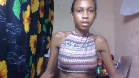 Snapshot of littleyanah chatting on April 26, 2026, 7:06 am yanah online show from April 26, 2026, 7:06 am