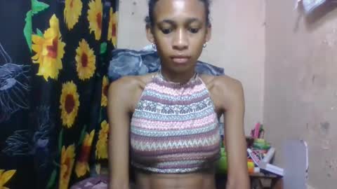 Snapshot of littleyanah chatting on May 1, 2026, 1:21 am yanah online show from May 1, 2026, 1:21 am