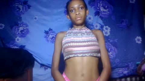 Snapshot of littleyanah chatting on May 23, 2026, 3:34 am yanah online show from May 23, 2026, 3:34 am