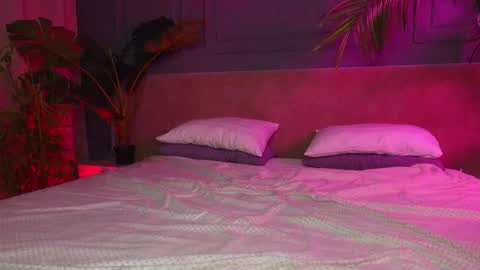 Liv 3 online show from December 4, 2025, 2:04 pm