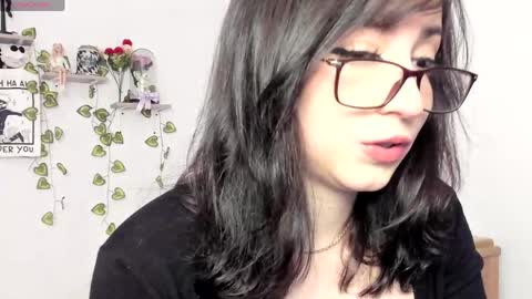 Liz online show from April 18, 2026, 5:55 am