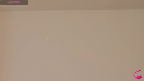 Snapshot of livestream18x chatting on November 14, 2025, 3:44 pm Emily R online show from November 14, 2025, 3:44 pm