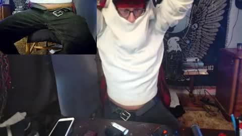 Snapshot of livingpuddle chatting on March 3, 2025, 7:17 pm livingpuddle online show from March 3, 2025, 7:17 pm