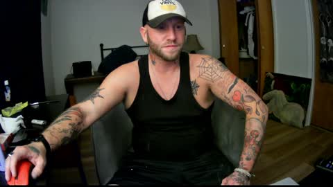 Snapshot of livingpuddle chatting on April 25, 2026, 7:00 am livingpuddle online show from April 25, 2026, 7:00 am