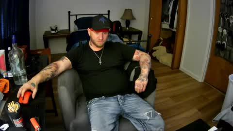 Snapshot of livingpuddle chatting on May 5, 2026, 4:04 pm livingpuddle online show from May 5, 2026, 4:04 pm
