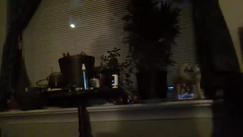 Snapshot of livmirage chatting on May 7, 2026, 12:10 pm Liv Mirage online show from May 7, 2026, 12:10 pm