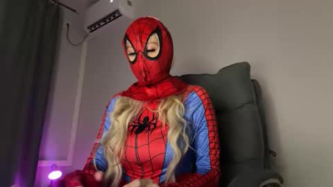 Snapshot of liya_ray chatting on November 9, 2025, 10:30 pm Liya Ray online show from November 9, 2025, 10:30 pm