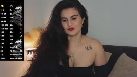 liz online show from January 27, 2025, 1:41 pm