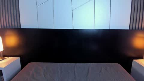 Liz  online show from January 28, 2025, 12:22 pm