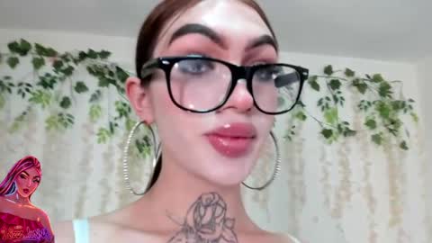 Snapshot of liz_lunaa chatting on May 28, 2026, 9:45 pm Liz Luna online show from May 28, 2026, 9:45 pm