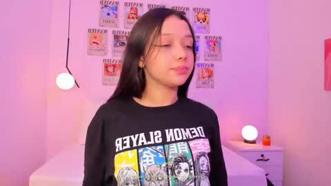 Snapshot of liza_bennet chatting on December 2, 2025, 5:35 am Liza online show from December 2, 2025, 5:35 am