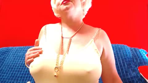 Snapshot of lizabrazzer chatting on May 18, 2026, 3:13 am LizaBrazzer online show from May 18, 2026, 3:13 am
