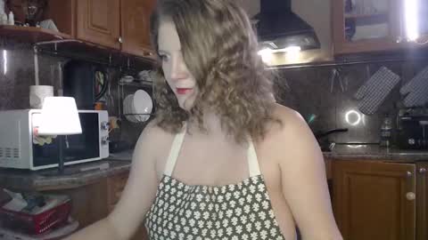 LizaCakes online show from February 27, 2025, 2:32 pm