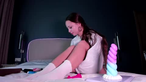 Liza Loveness online show from April 23, 2026, 3:08 am