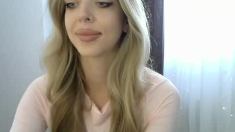 Snapshot of lizasweetyy chatting on May 20, 2026, 11:16 am LizaSweetyy online show from May 20, 2026, 11:16 am