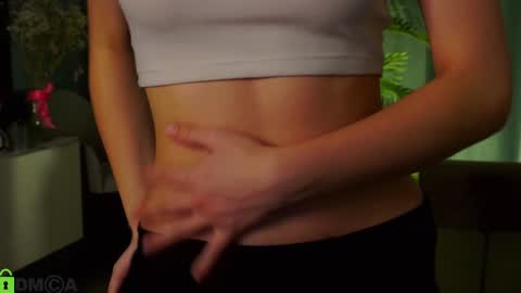 Snapshot of lizbethcoll chatting on December 14, 2024, 9:02 pm Sunnheart online show from December 14, 2024, 9:02 pm