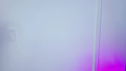 Lizz  online show from March 6, 2025, 12:09 pm