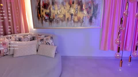 Lizzi  online show from December 30, 2024, 1:48 am