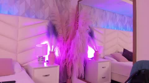 Snapshot of lizzi_hotman chatting on April 20, 2026, 8:32 pm LIZZI online show from April 20, 2026, 8:32 pm