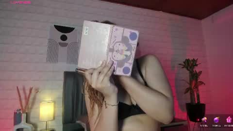 Snapshot of lizzie_evans chatting on July 18, 2026, 11:36 am Lizzie online show from July 18, 2026, 11:36 am