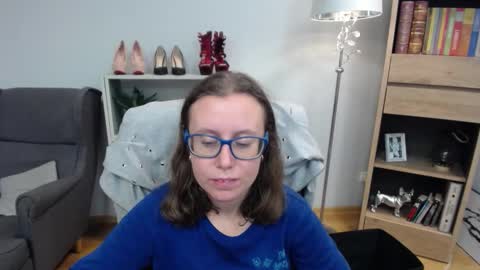 Lizzy online show from October 20, 2025, 4:35 am
