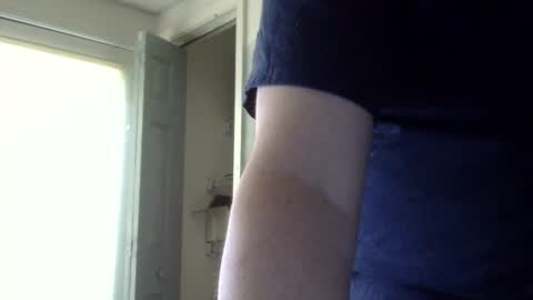 Snapshot of lj345689 chatting on September 9, 2025, 6:18 pm lj345689 online show from September 9, 2025, 6:18 pm