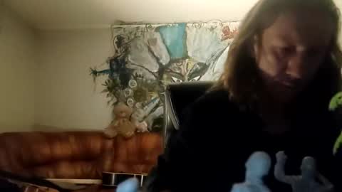 lkonig504475 online show from October 21, 2025, 10:32 pm