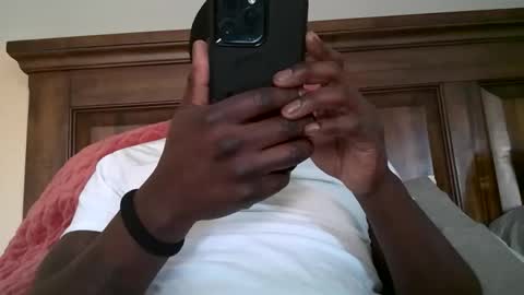 llcoolblack online show from December 3, 2025, 6:06 pm