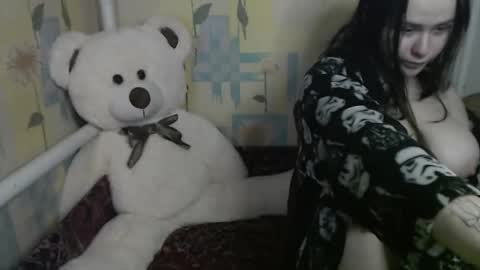 Snapshot of llevella chatting on October 28, 2025, 9:46 am Sevy online show from October 28, 2025, 9:46 am