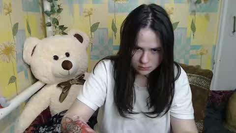 Snapshot of llevella chatting on November 14, 2025, 8:51 pm Sevy online show from November 14, 2025, 8:51 pm