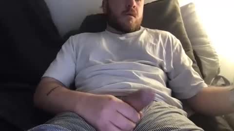 lloydb3600 online show from April 19, 2026, 5:34 pm