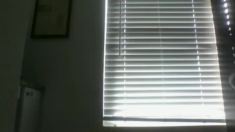 DC online show from November 6, 2025, 3:24 pm