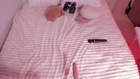 Snapshot of lm_kloeeh chatting on September 12, 2025, 12:44 am Kloe see you 28-11 to celebrate my birthday online show from September 12, 2025, 12:44 am