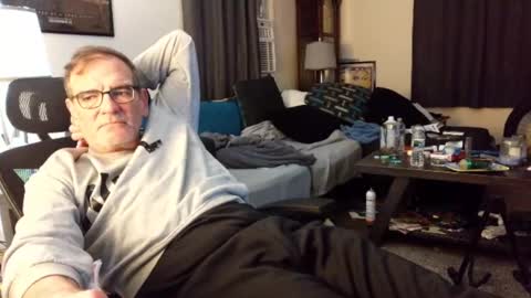 Snapshot of lngdickdaddy chatting on October 26, 2025, 12:38 am LongDick Daddy online show from October 26, 2025, 12:38 am