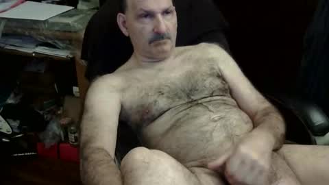 loades182025 online show from February 2, 2026, 3:05 am