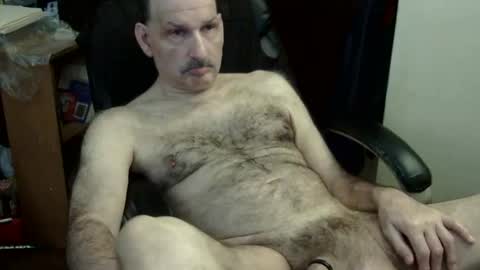 loades182025 online show from April 3, 2026, 4:10 am