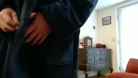 loadmaster1212 online show from March 12, 2026, 12:44 pm