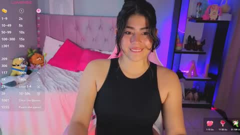 Snapshot of loaluxury chatting on November 28, 2025, 11:35 am Pamela online show from November 28, 2025, 11:35 am