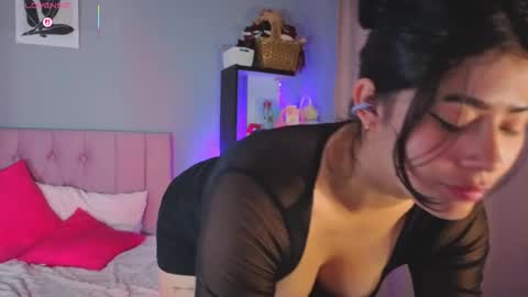 Snapshot of loaluxury chatting on December 5, 2025, 1:03 am Pamela online show from December 5, 2025, 1:03 am